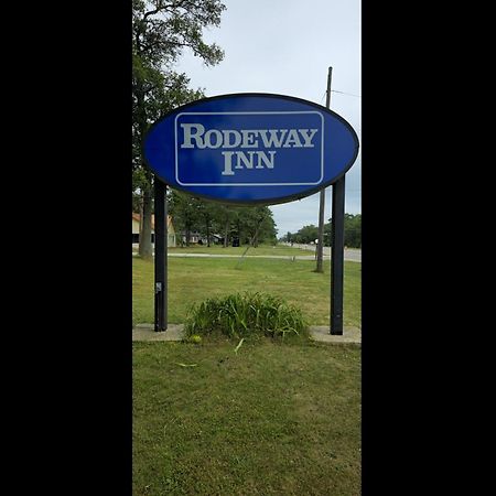 Rodeway Inn Formerly Camp Inn Lodge Oscoda Exterior photo